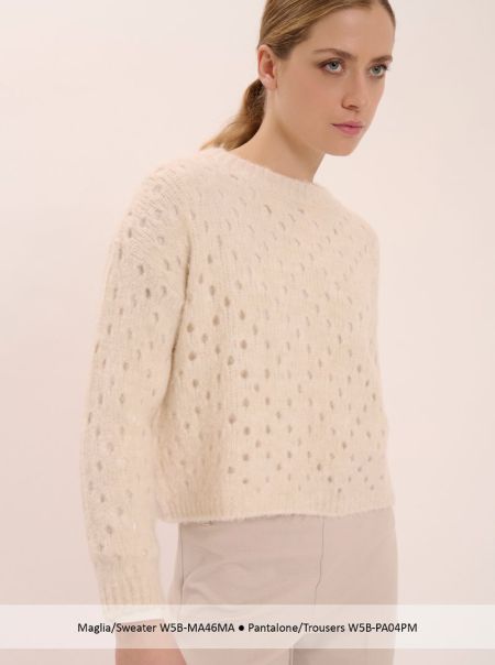 686e7a9d89743b77fd75d04b_lookbook-blubianco-ai-25-26-stampa27-p-800